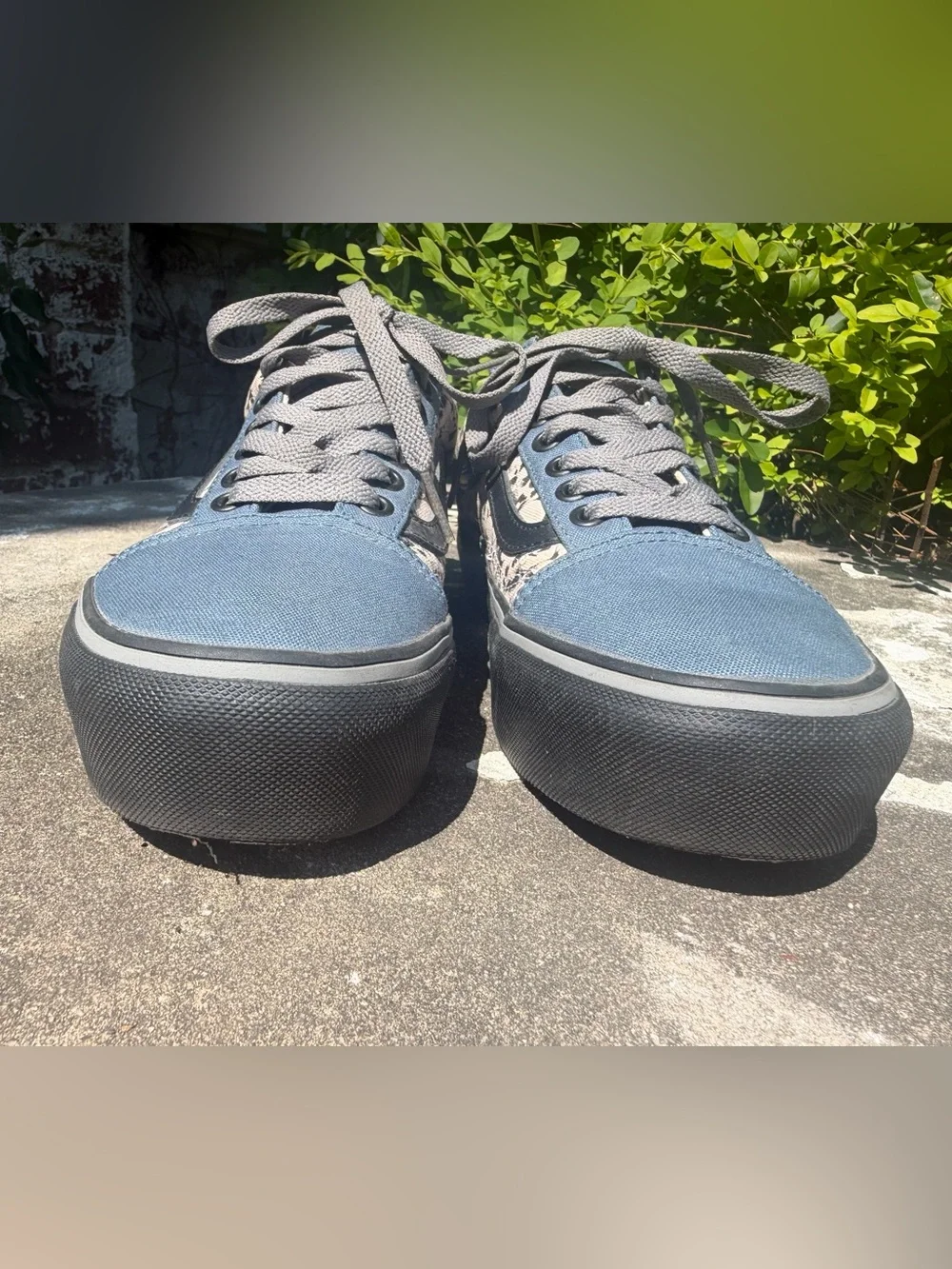 Vans Old Skool LowTop Platform Skull Print Sneakers Women Sz 8 Men 6.5 HIS QUEEN